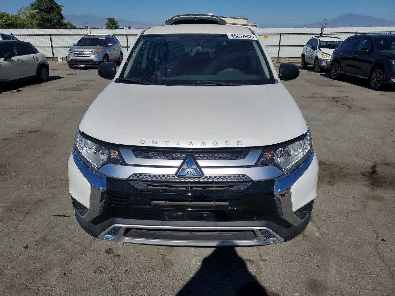 2020 MITSUBISHI OUTLANDER ES — снимка 5