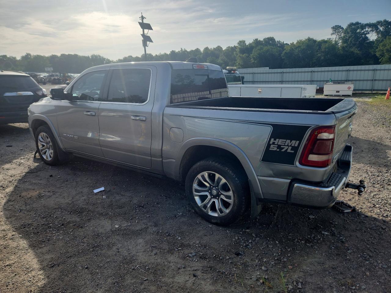 2019 RAM 1500 LONGHORN — снимка 2