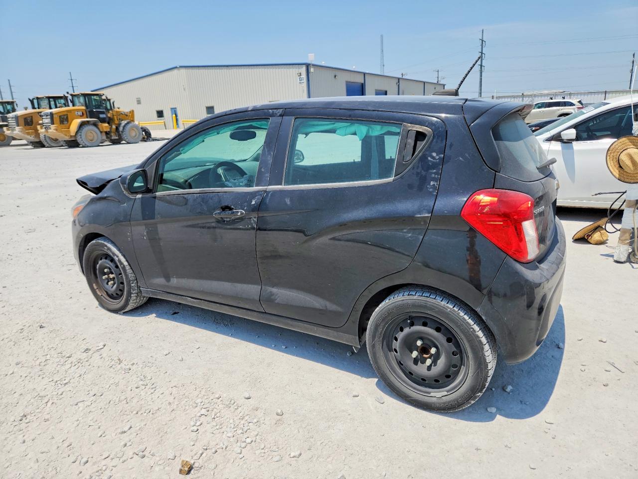 2017 CHEVROLET SPARK 1LT — снимка 2