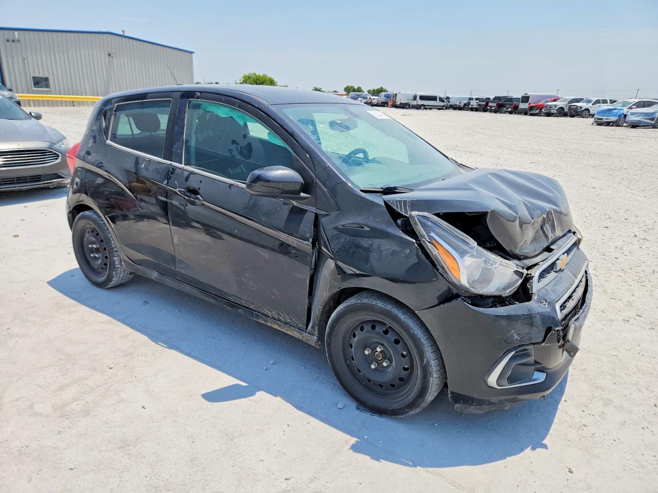 2017 CHEVROLET SPARK 1LT — снимка 4