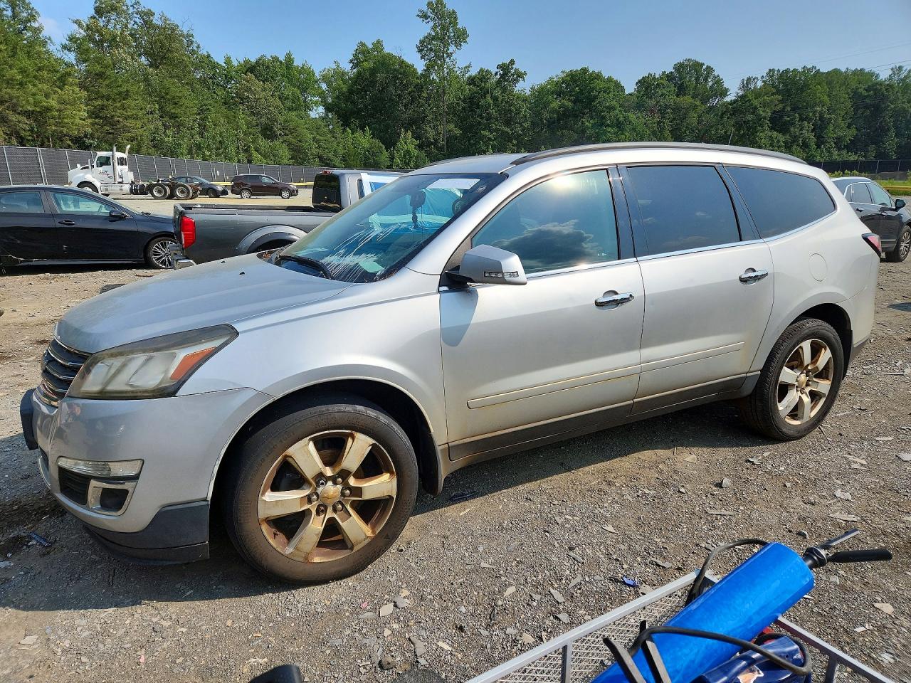2017 CHEVROLET TRAVERSE LT
