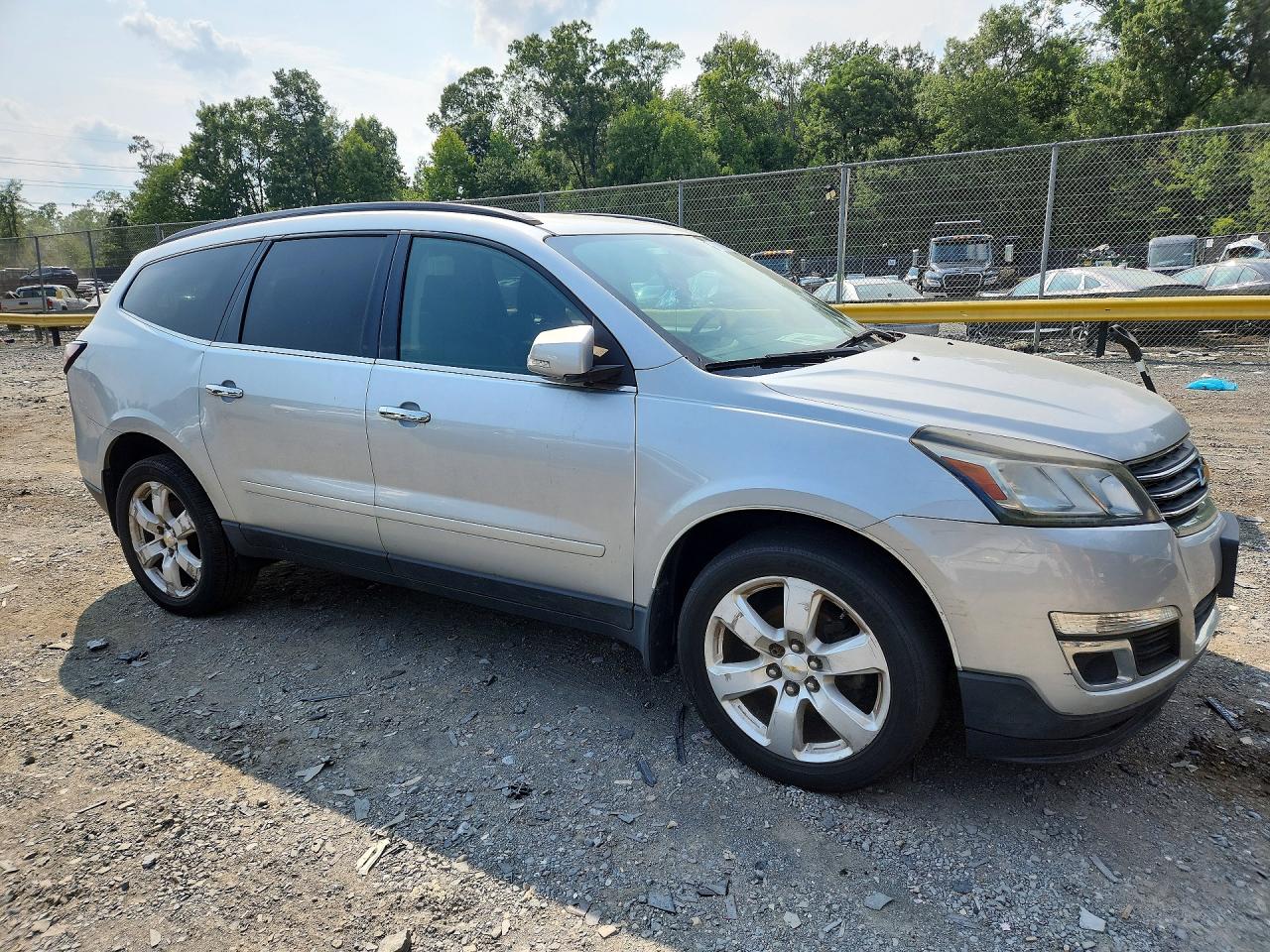 2017 CHEVROLET TRAVERSE LT — снимка 4