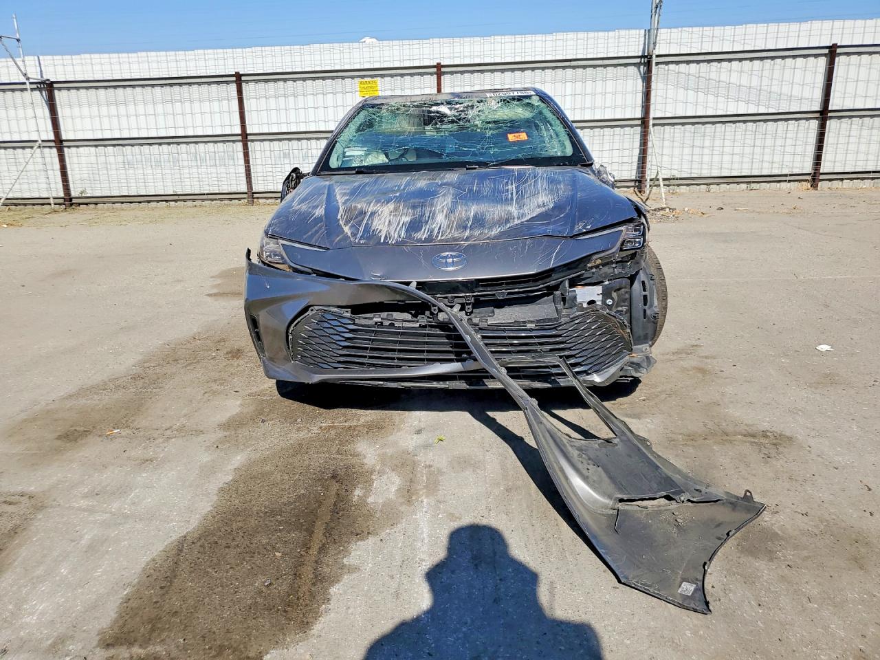 2025 TOYOTA CAMRY XLE — снимка 5