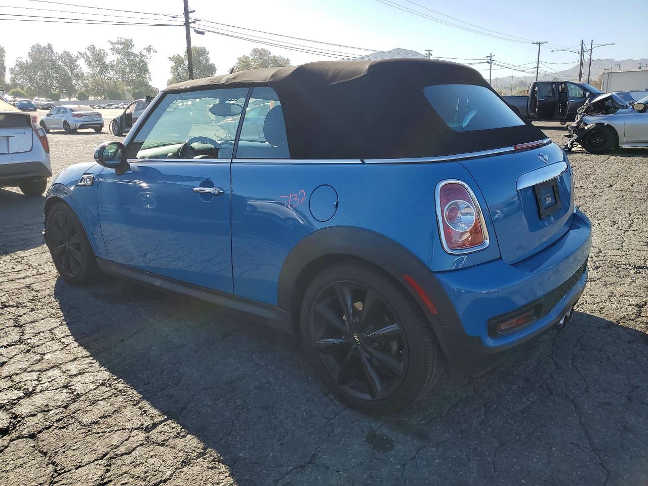 2013 MINI COOPER S — снимка 2