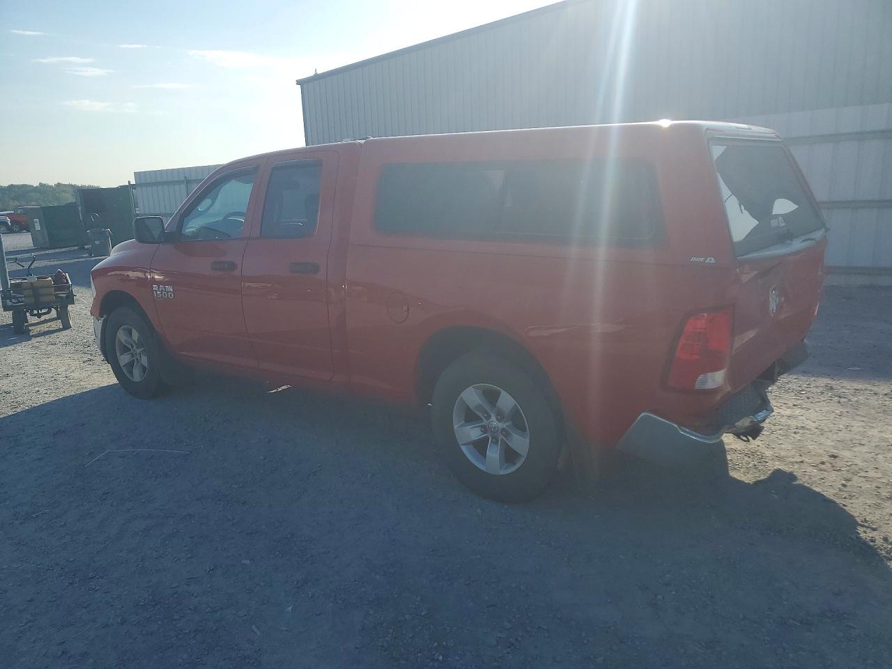 2019 RAM 1500 CLASSIC TRADESMAN — снимка 2
