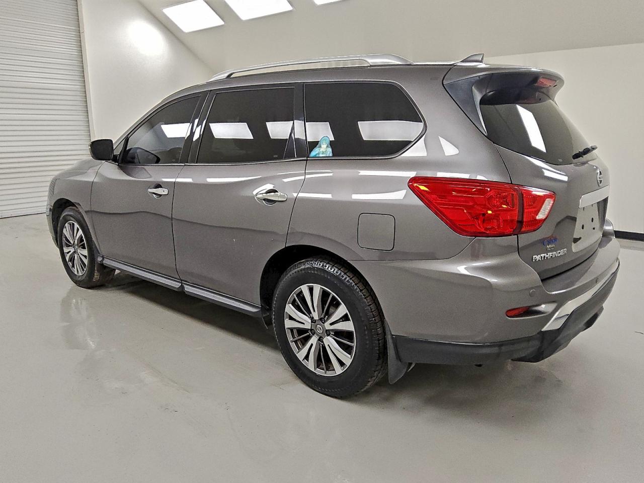2019 NISSAN PATHFINDER S — снимка 2