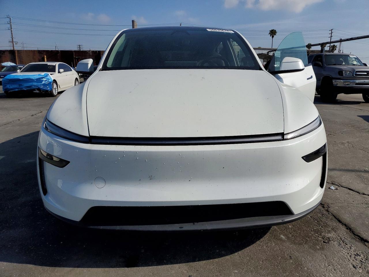 2026 TESLA MODEL Y — снимка 5