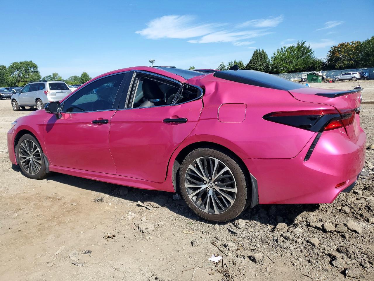 2020 TOYOTA CAMRY SE — снимка 2
