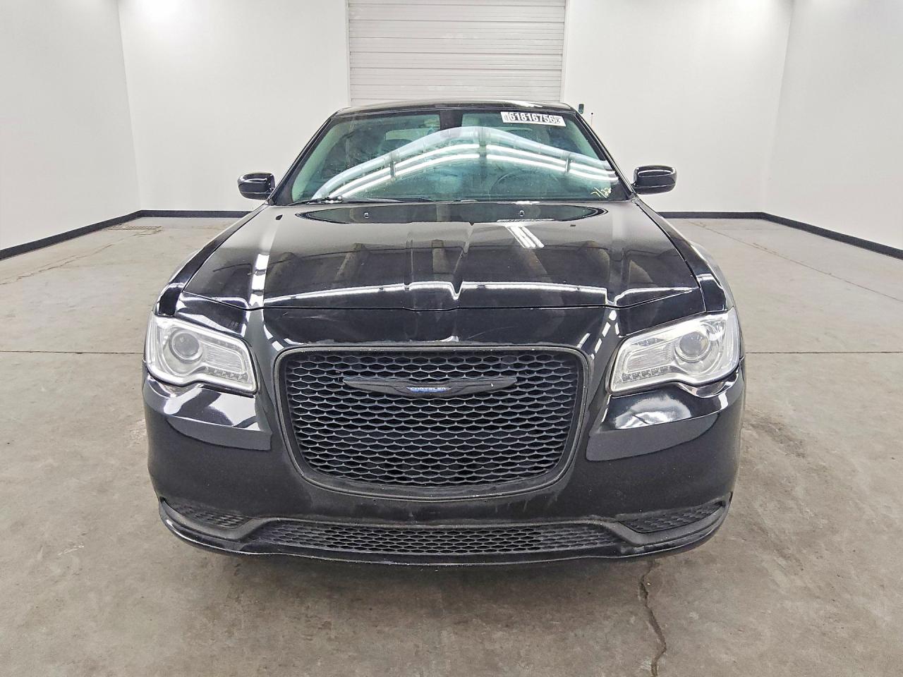 2017 CHRYSLER 300 LIMITED — снимка 5