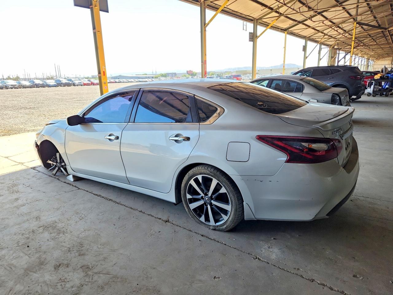 2017 NISSAN ALTIMA 2.5 SR — снимка 2