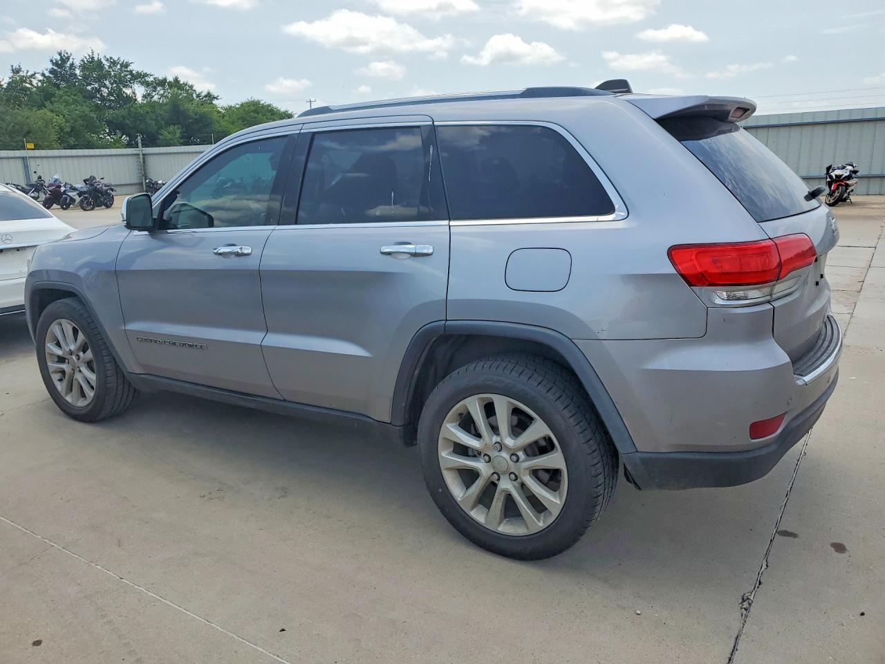2017 JEEP GRAND CHEROKEE LIMITED — снимка 2