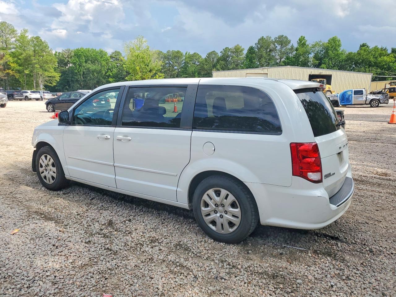 2017 DODGE GRAND CARAVAN SE — снимка 2