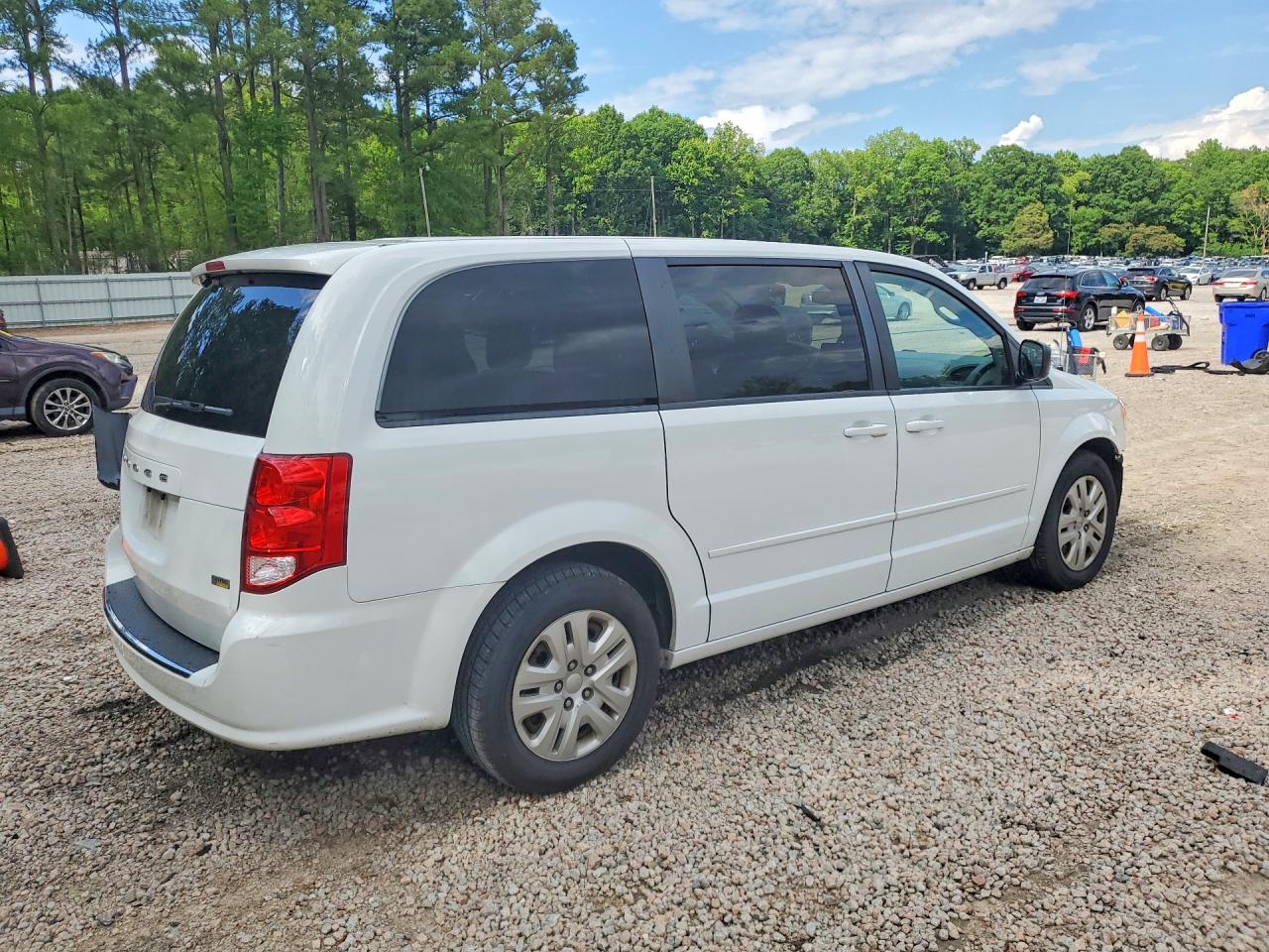 2017 DODGE GRAND CARAVAN SE — снимка 3