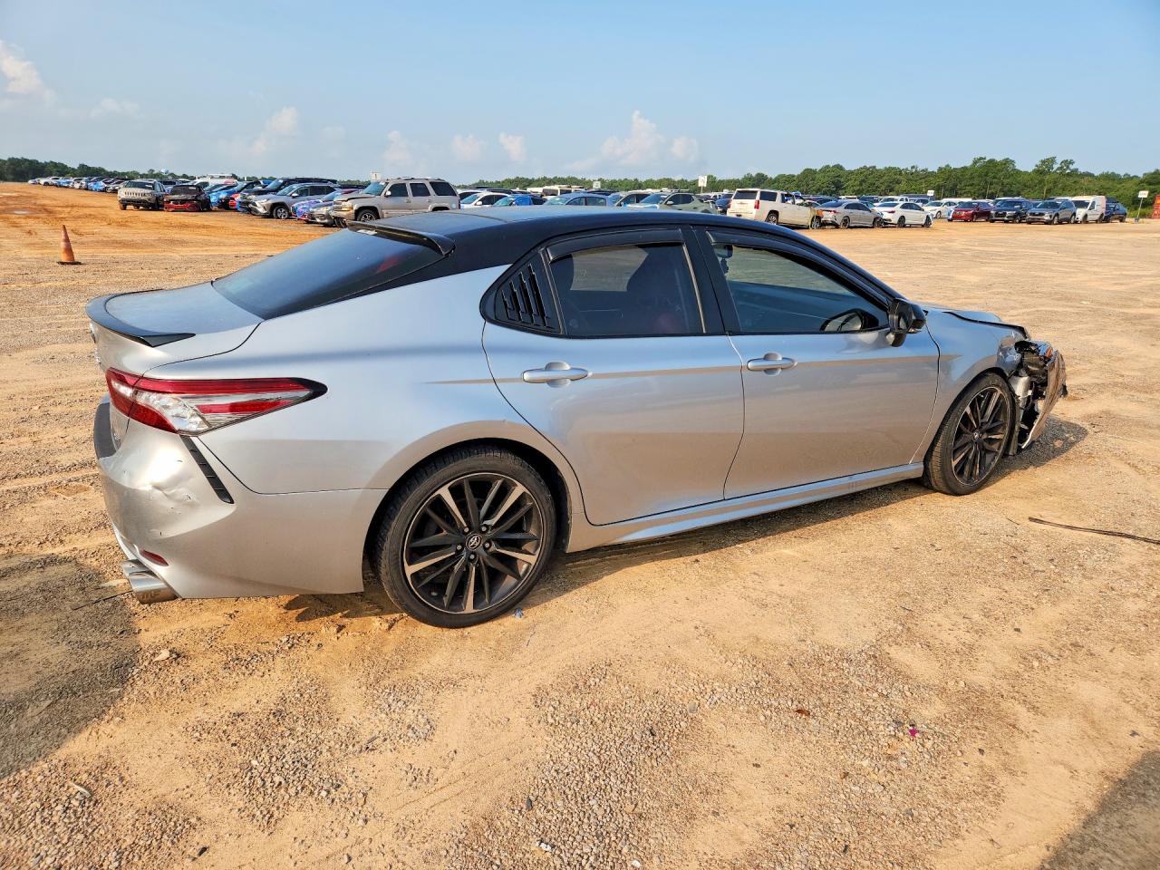 2018 TOYOTA CAMRY XSE — снимка 3