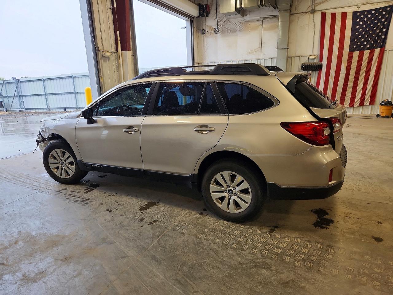 2017 SUBARU OUTBACK 2.5I — снимка 2