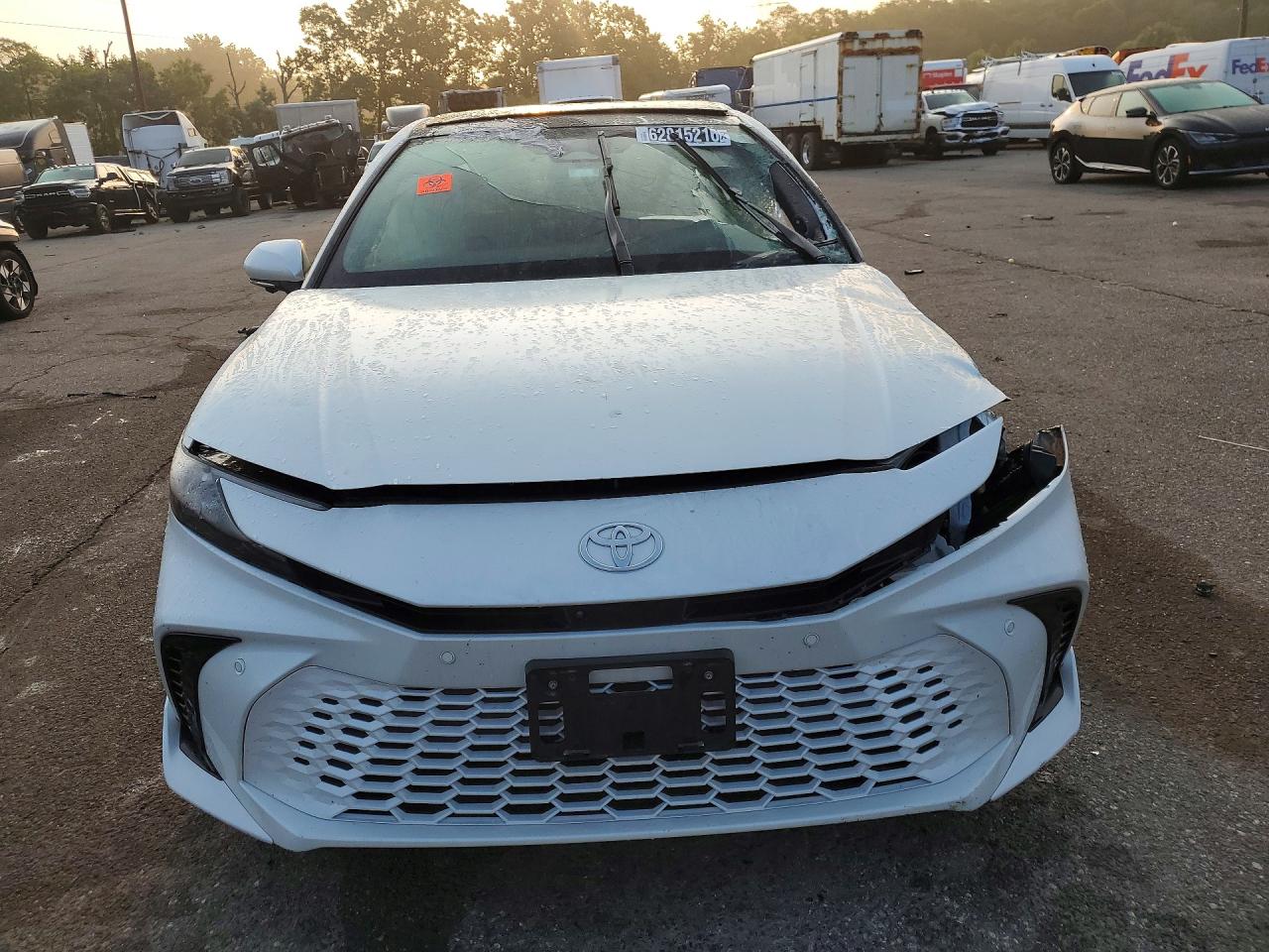 2025 TOYOTA CAMRY XSE — снимка 5