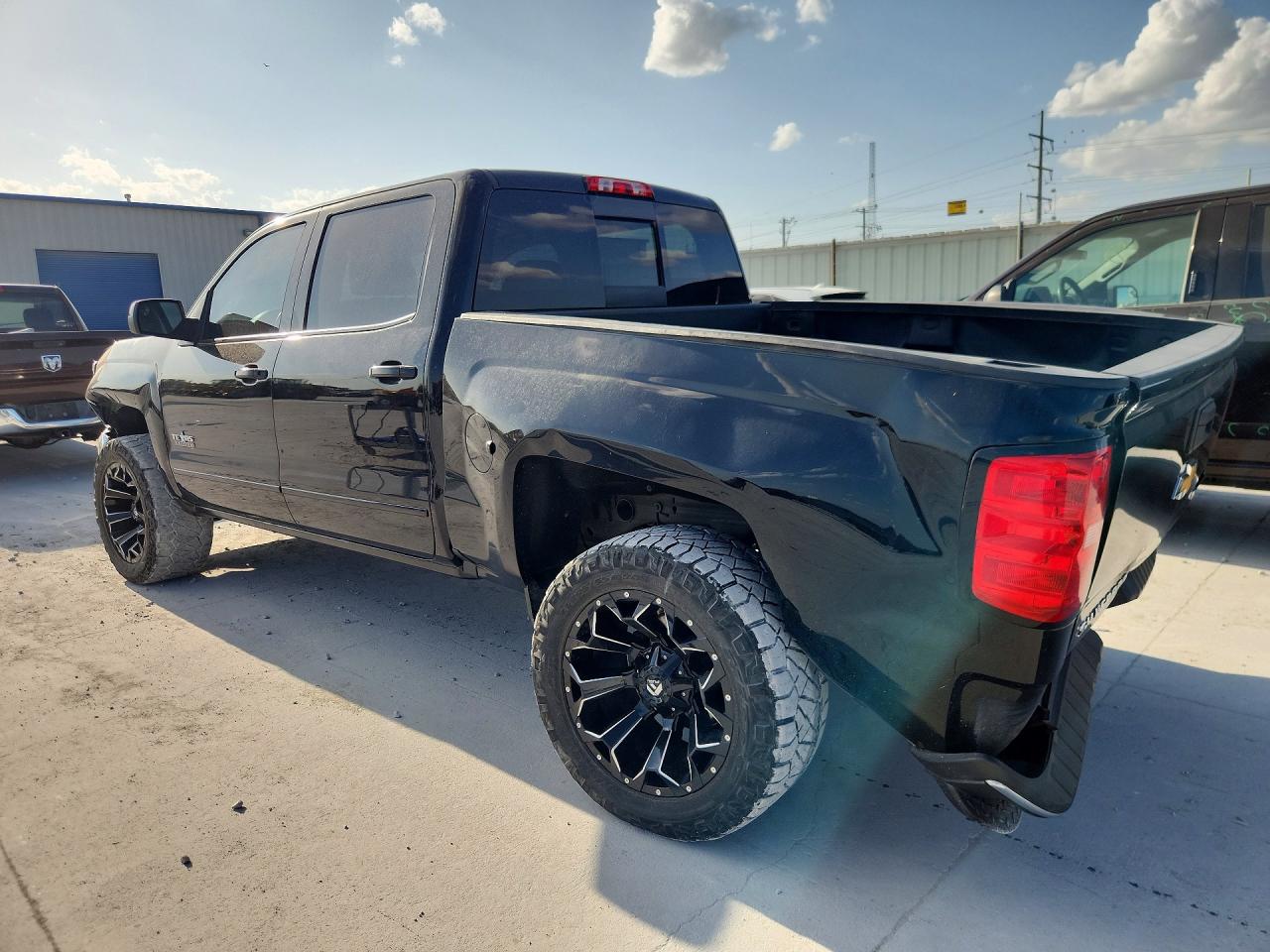 2018 CHEVROLET SILVERADO C1500 LT — снимка 2