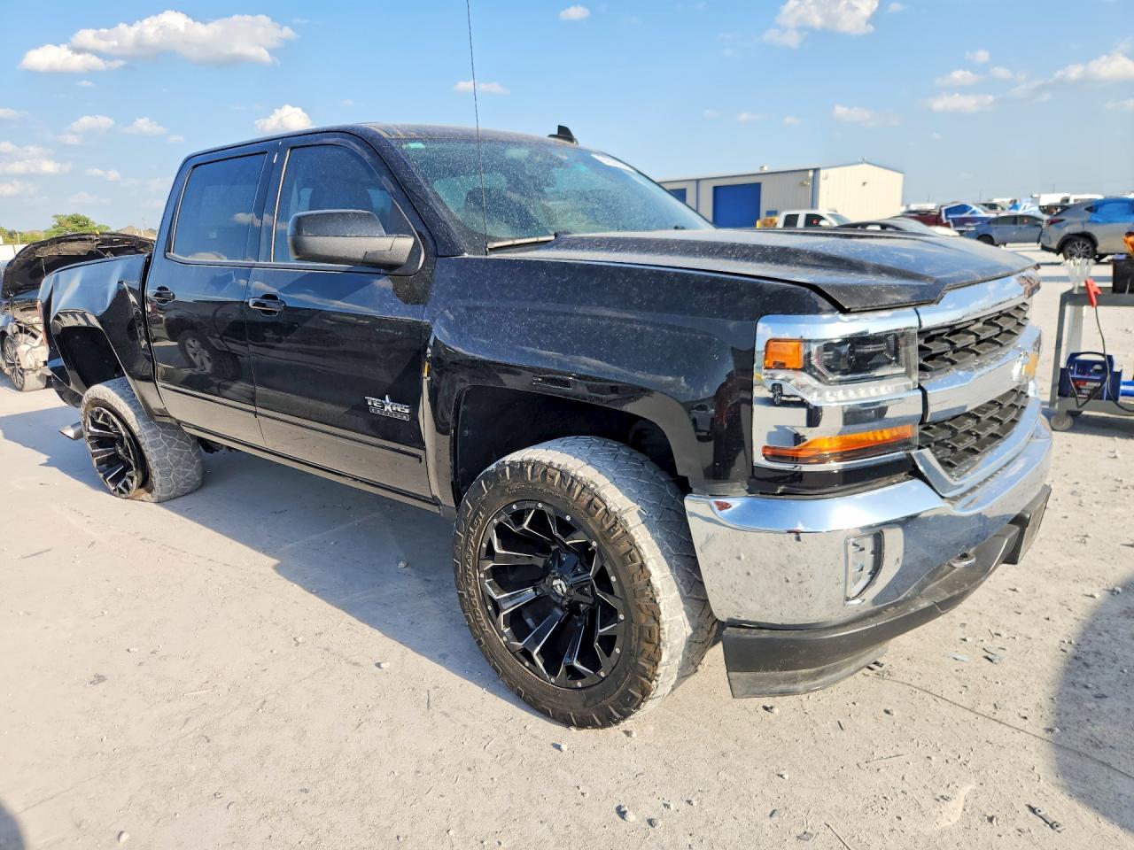2018 CHEVROLET SILVERADO C1500 LT — снимка 4