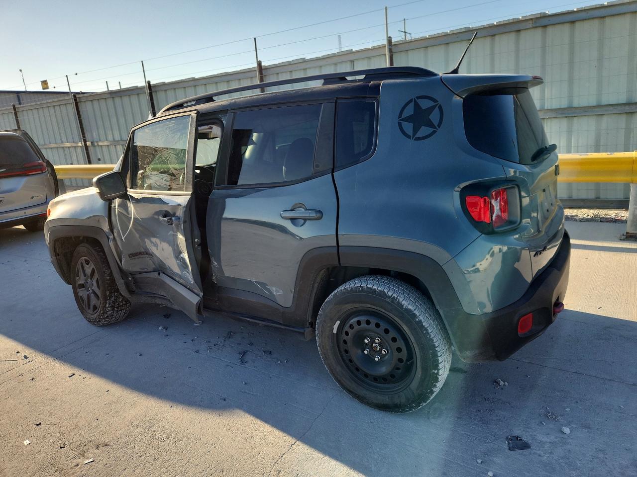 2017 JEEP RENEGADE TRAILHAWK — снимка 2