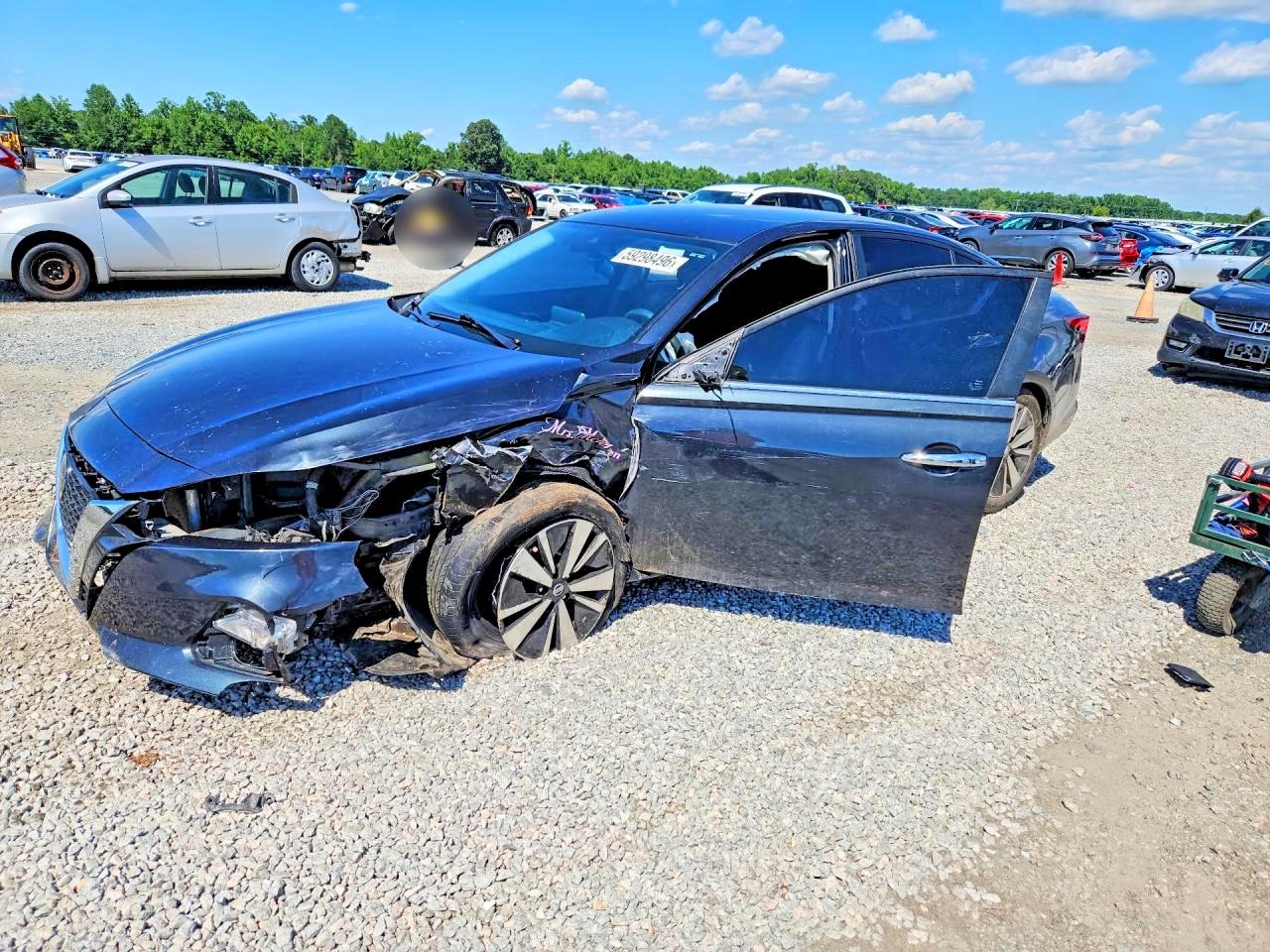 2021 NISSAN ALTIMA SV