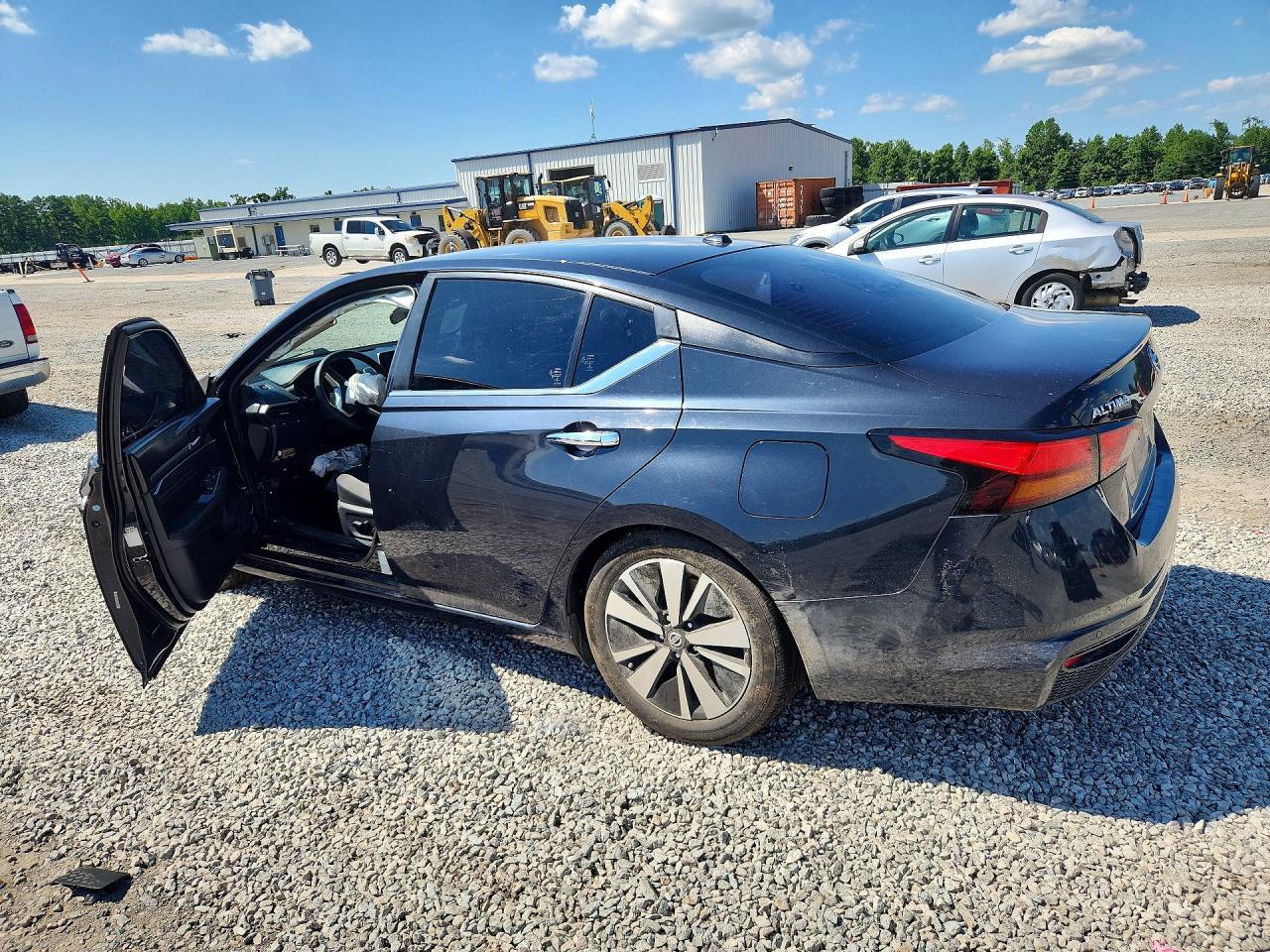 2021 NISSAN ALTIMA SV — снимка 2