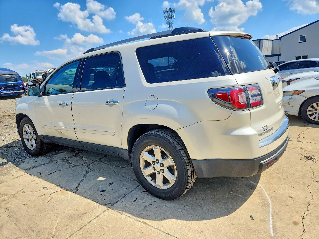 2015 GMC ACADIA SLE — снимка 2