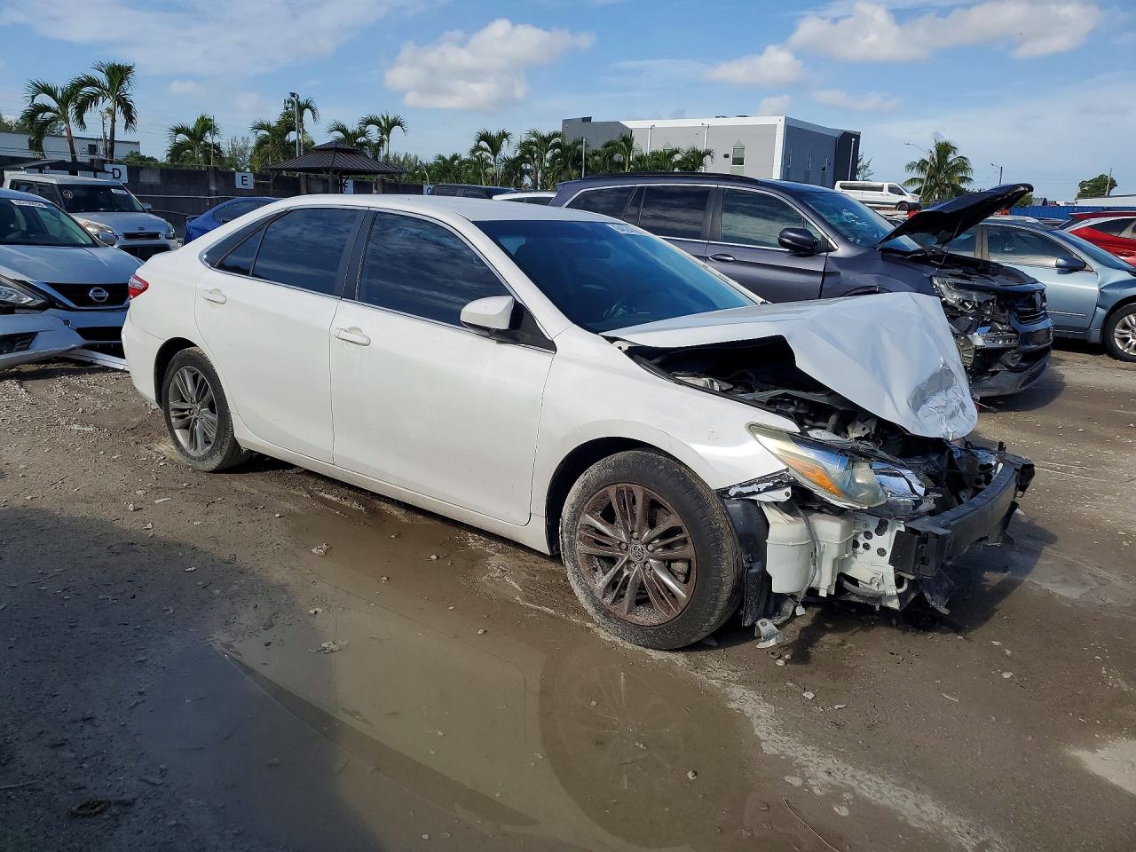 2015 TOYOTA CAMRY SE — снимка 4