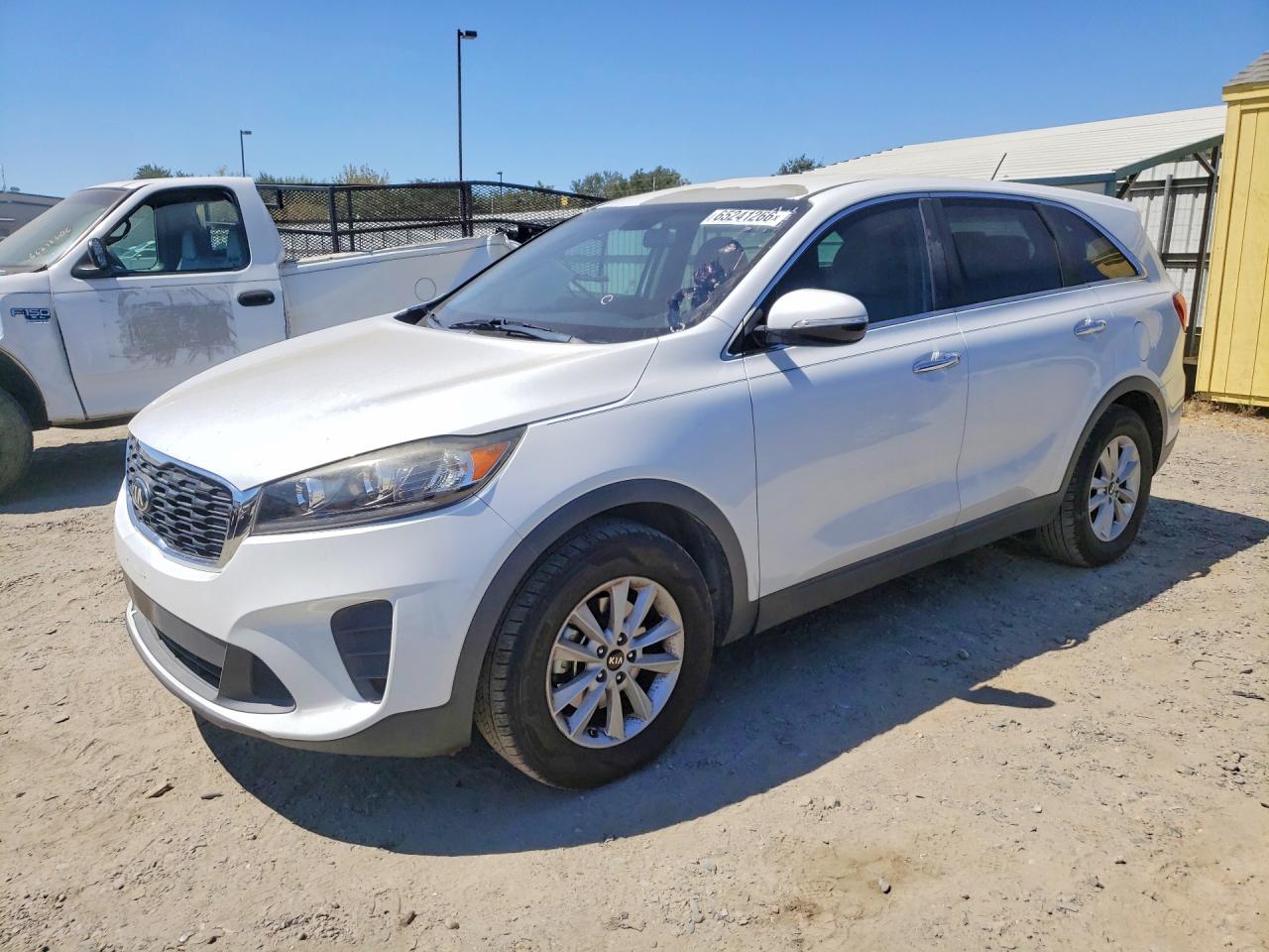 2019 KIA SORENTO LX