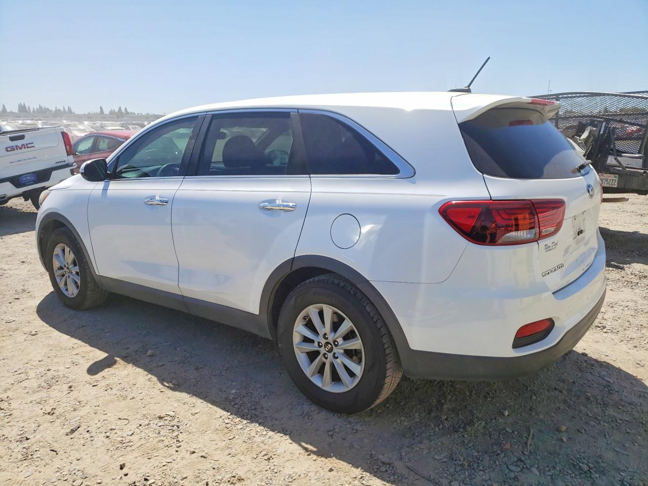 2019 KIA SORENTO LX — снимка 2