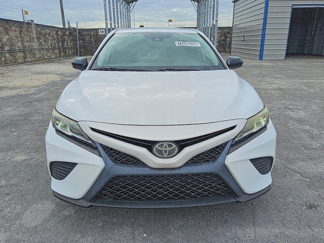 2019 TOYOTA CAMRY SE — снимка 5