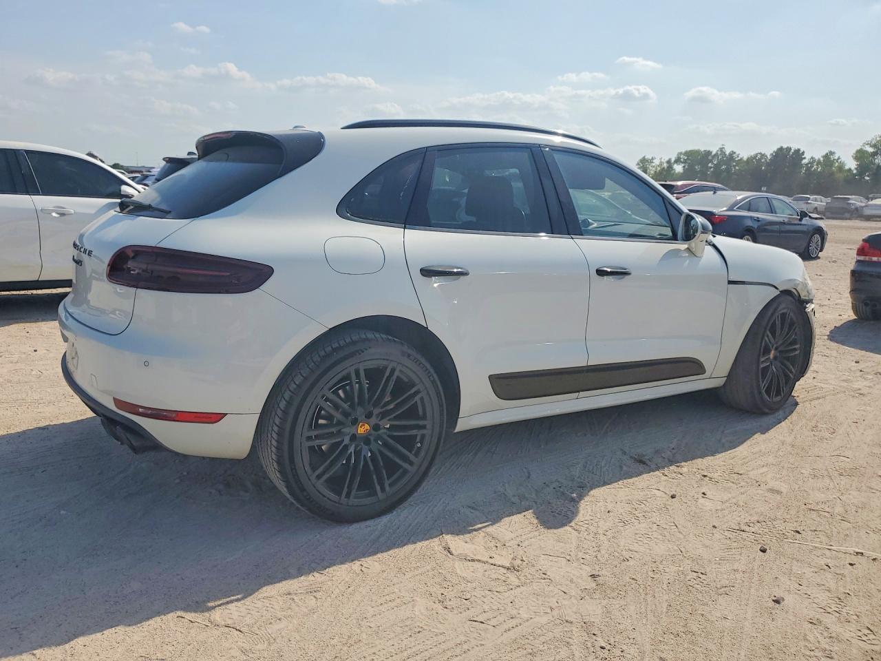 2017 PORSCHE MACAN GTS — снимка 3