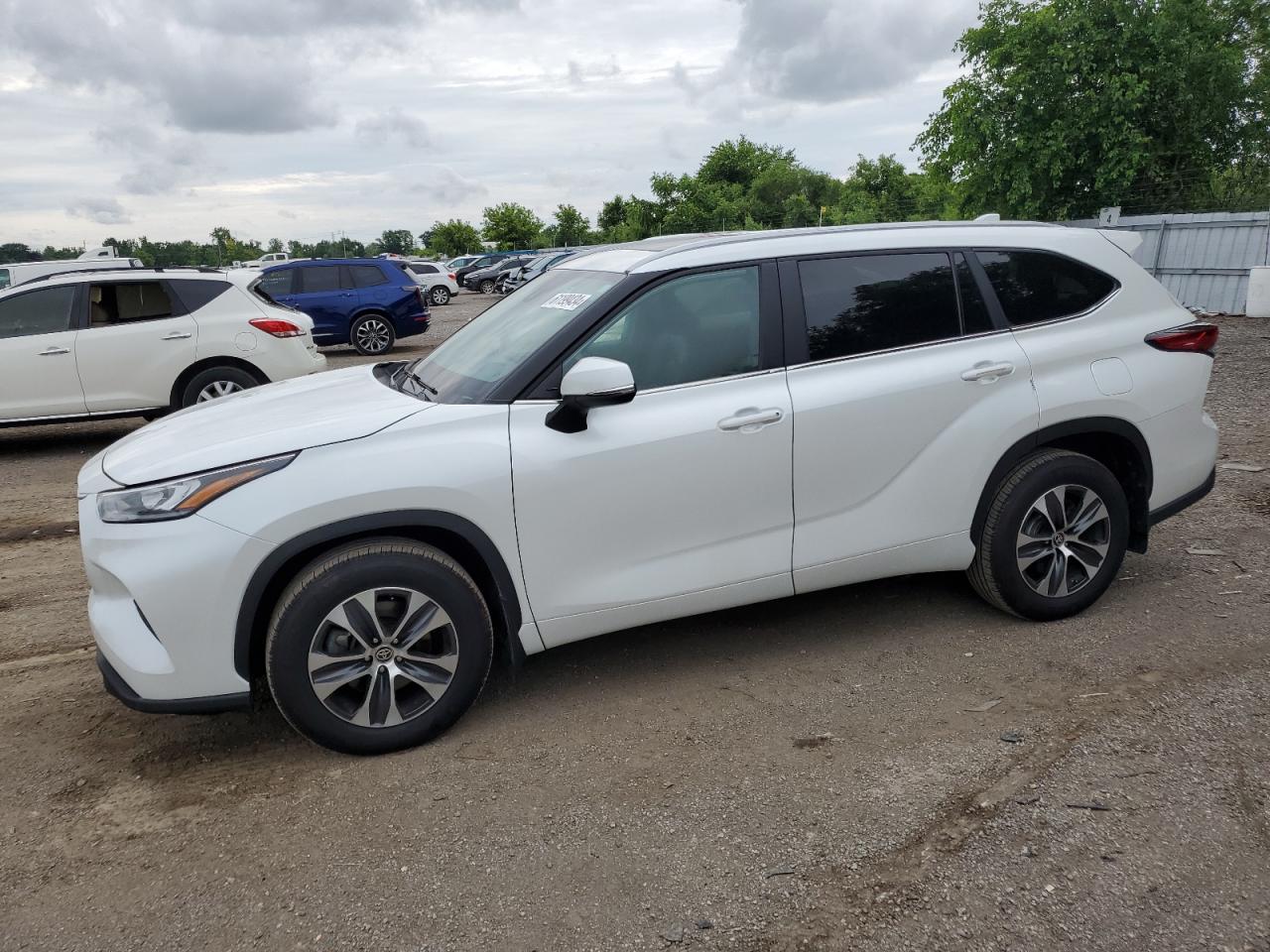 2023 TOYOTA HIGHLANDER L