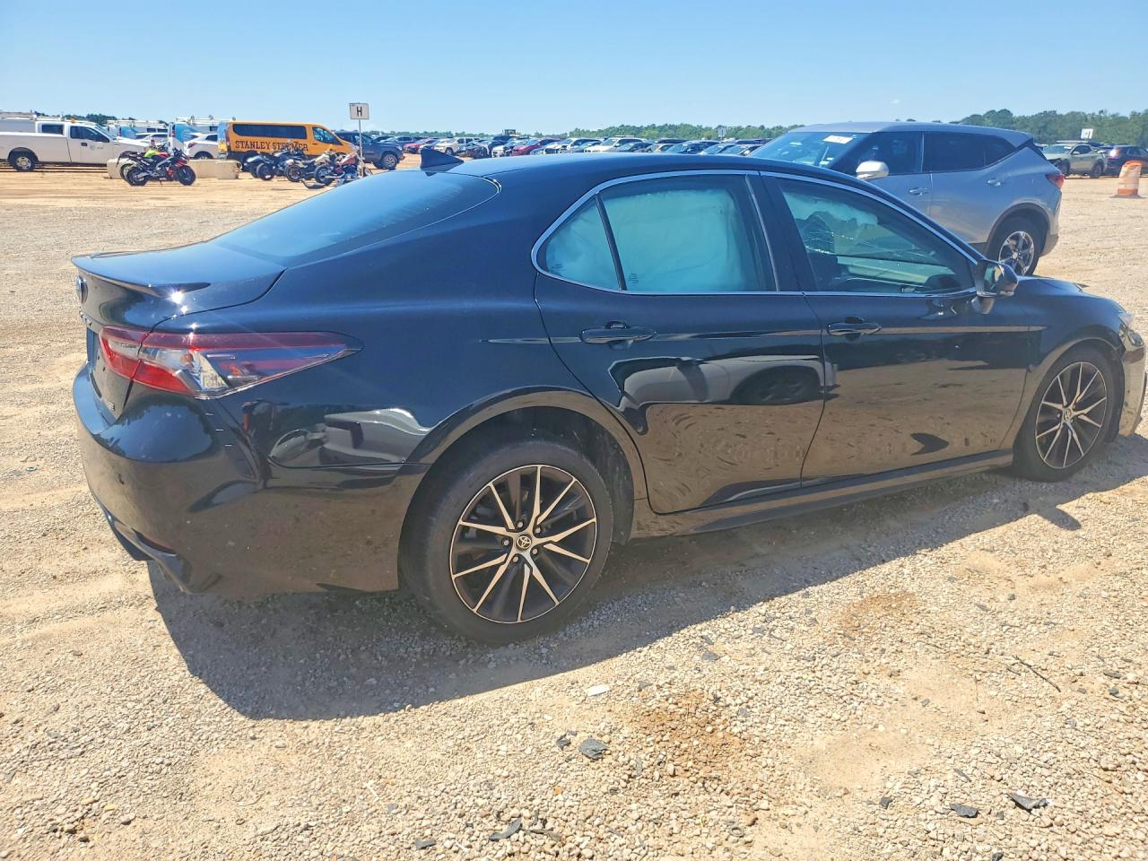 2023 TOYOTA CAMRY SE — снимка 3