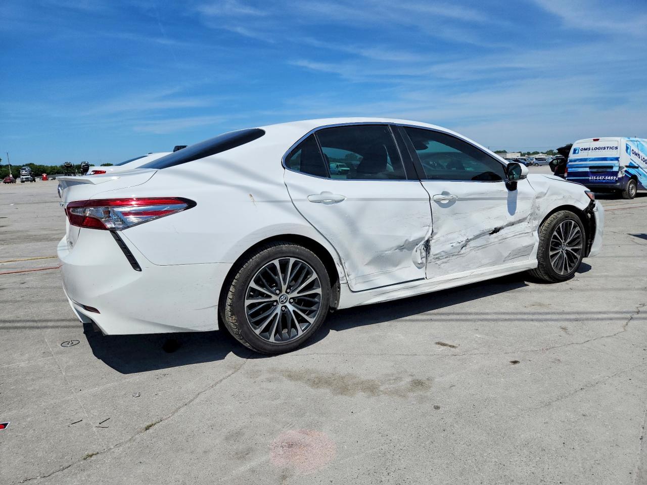 2018 TOYOTA CAMRY SE — снимка 3