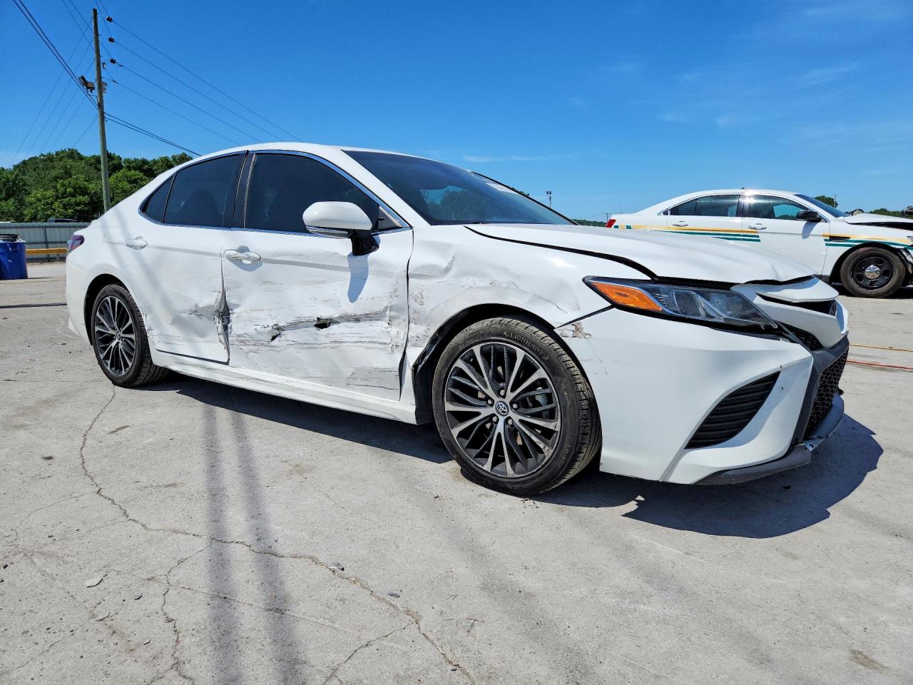 2018 TOYOTA CAMRY SE — снимка 4