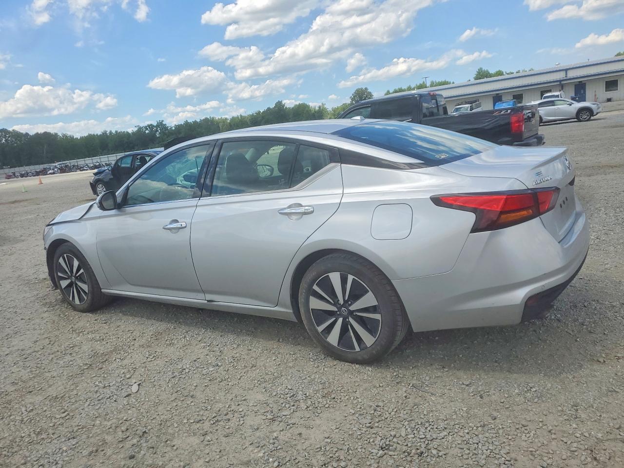 2020 NISSAN ALTIMA SL — снимка 2