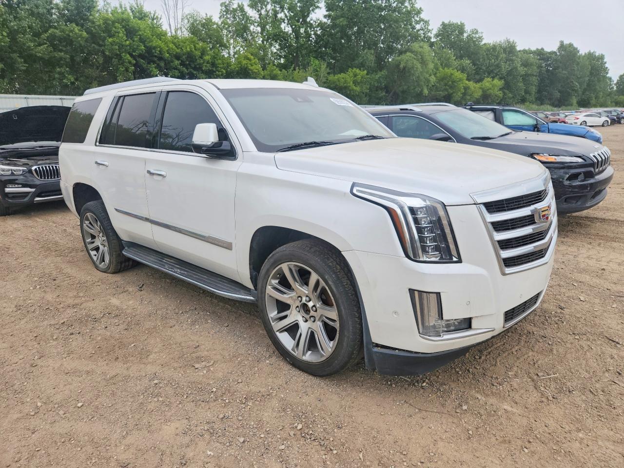 2017 CADILLAC ESCALADE LUXURY — снимка 4
