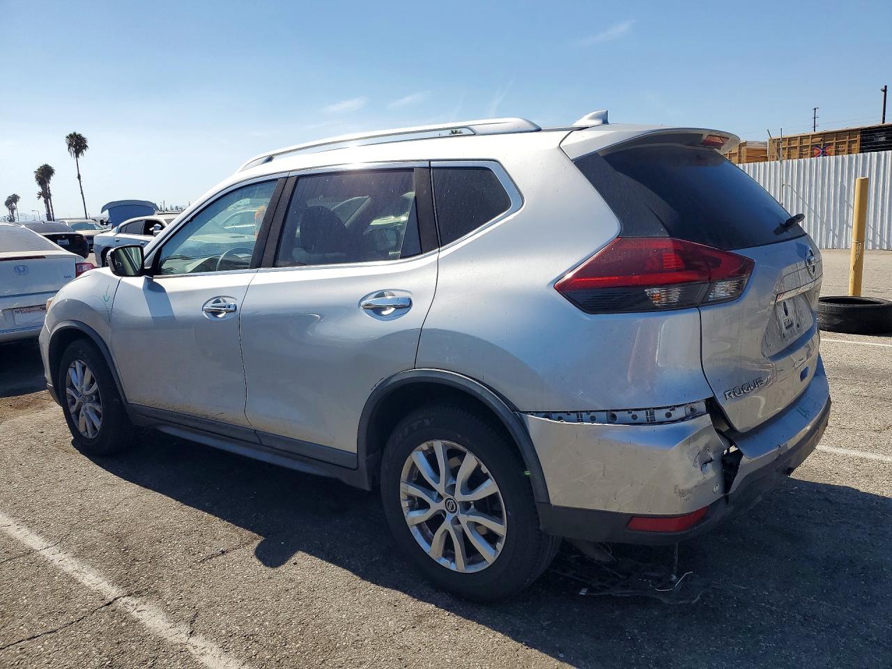 2019 NISSAN ROGUE SV — снимка 2
