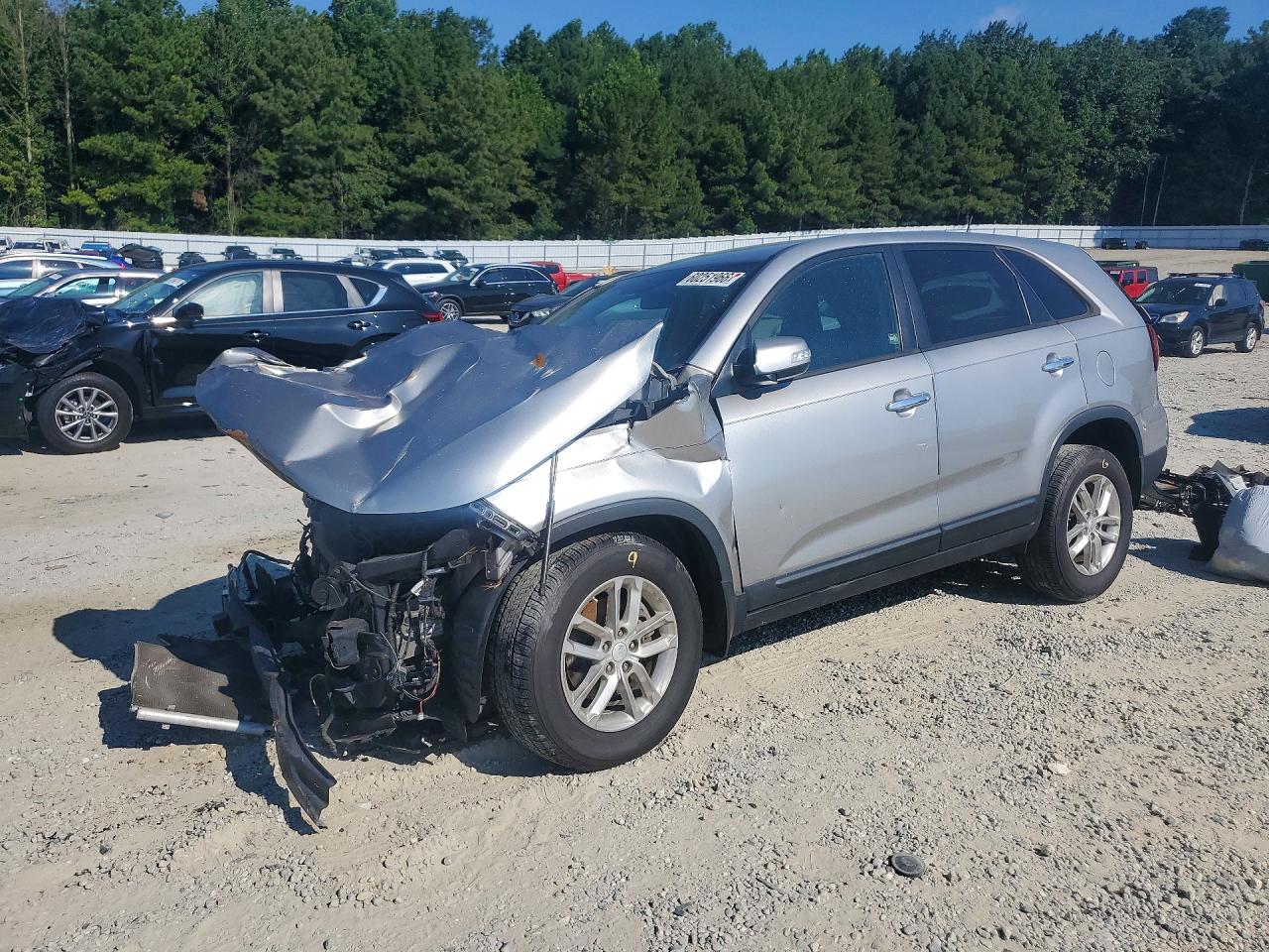 2015 KIA SORENTO LX