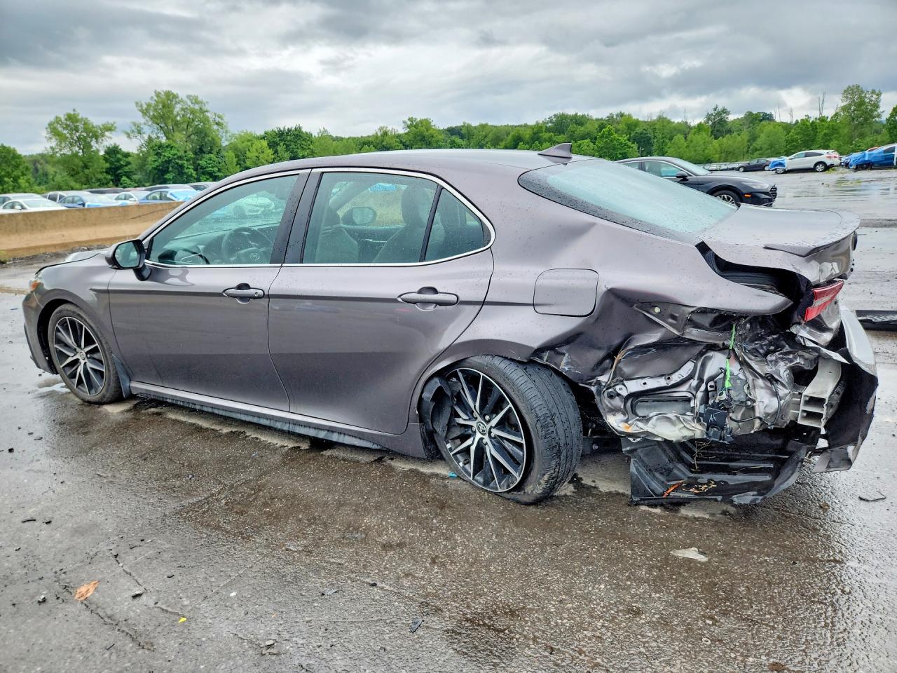 2022 TOYOTA CAMRY SE — снимка 2