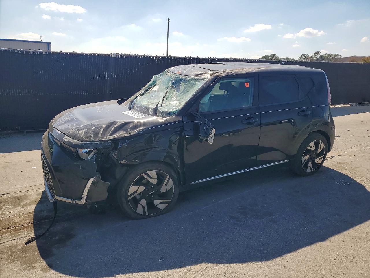 2025 KIA SOUL GT LINE