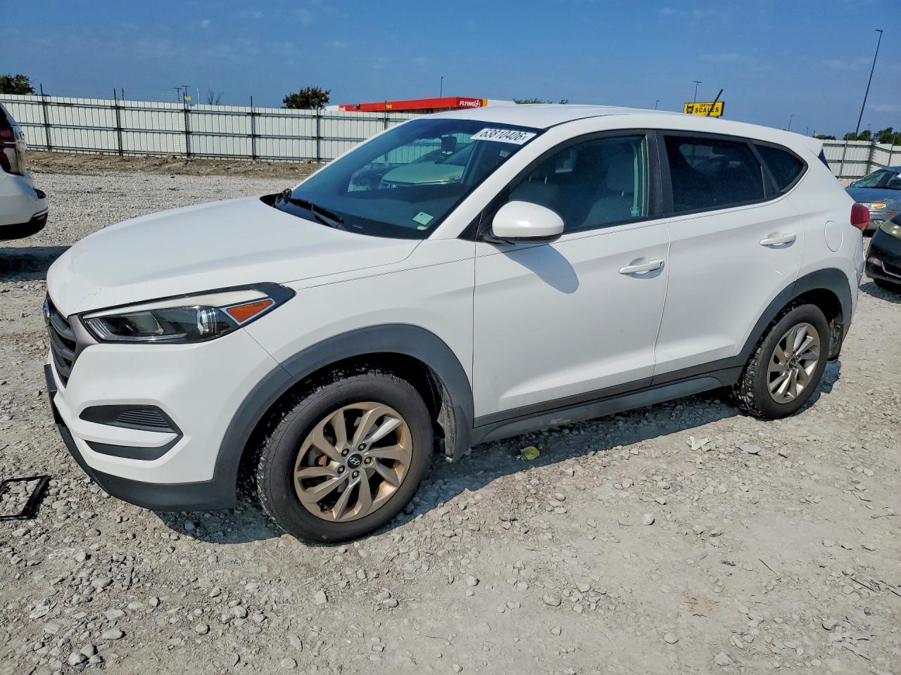 2016 HYUNDAI TUCSON SE