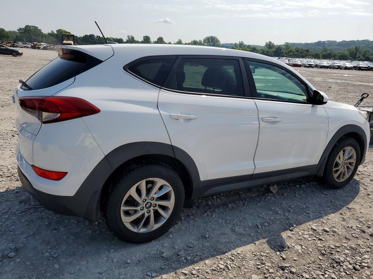2016 HYUNDAI TUCSON SE — снимка 3