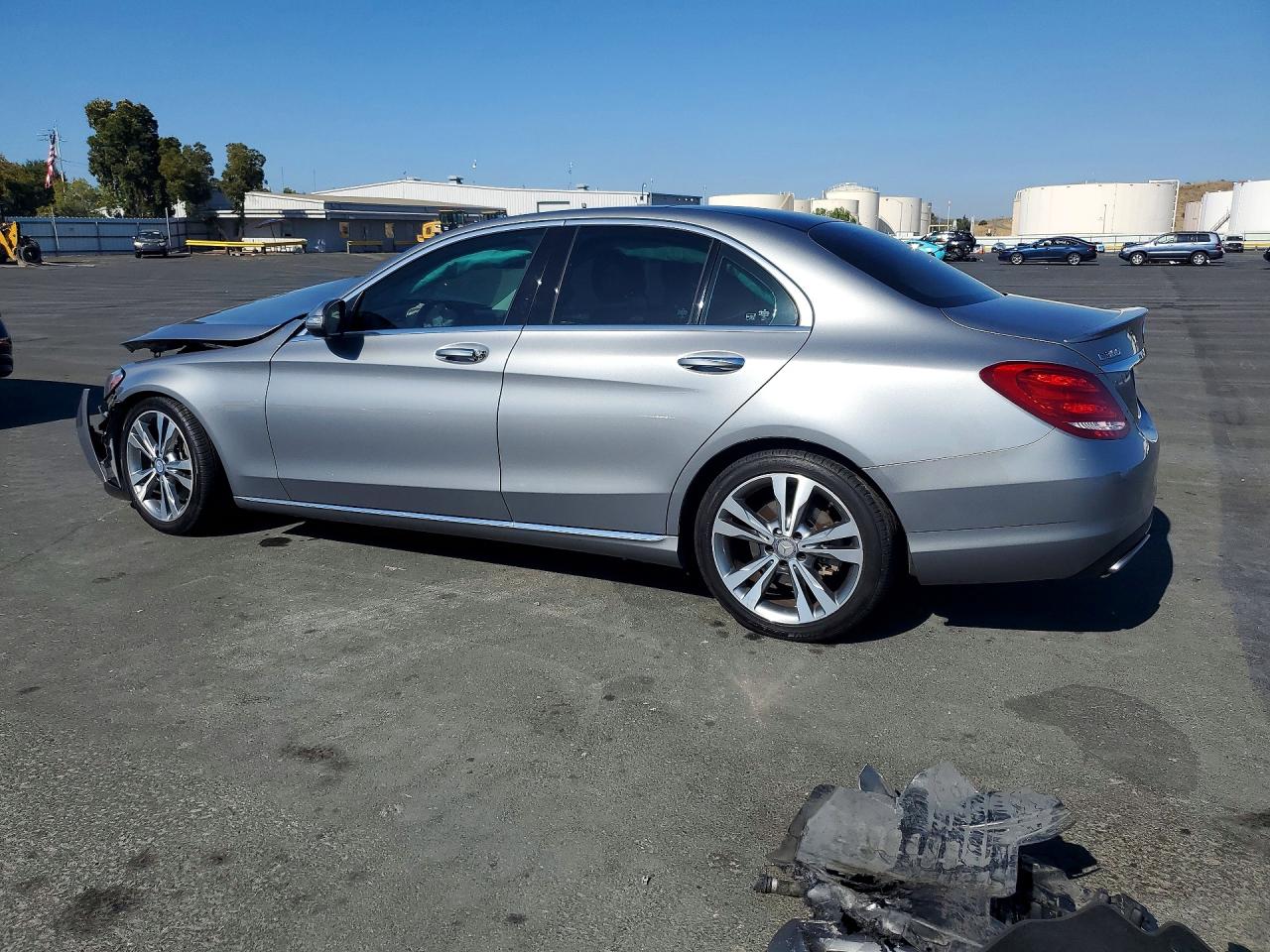 2015 MERCEDES-BENZ C 300 — снимка 2