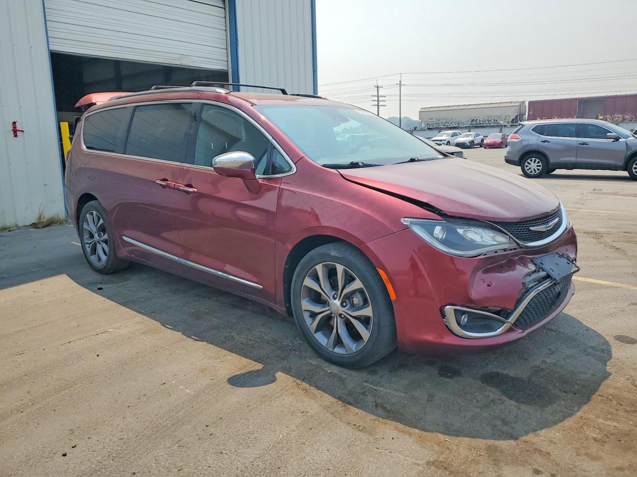 2017 CHRYSLER PACIFICA LIMITED — снимка 4
