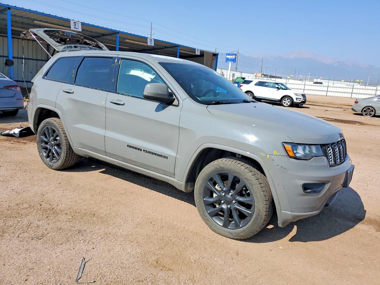 2020 JEEP GRAND CHEROKEE LAREDO — снимка 4