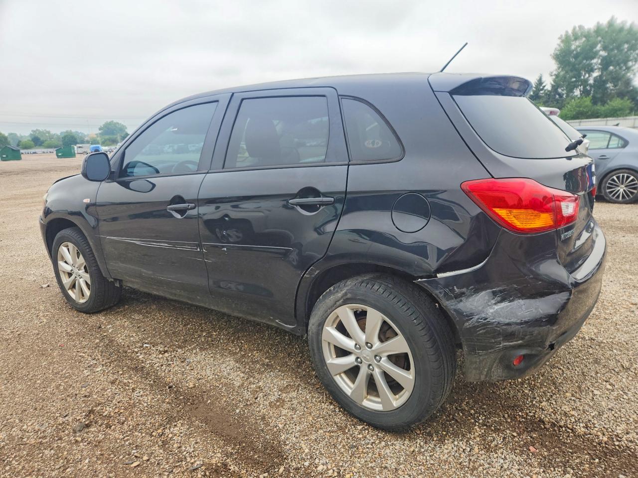 2015 MITSUBISHI OUTLANDER SPORT ES — снимка 2