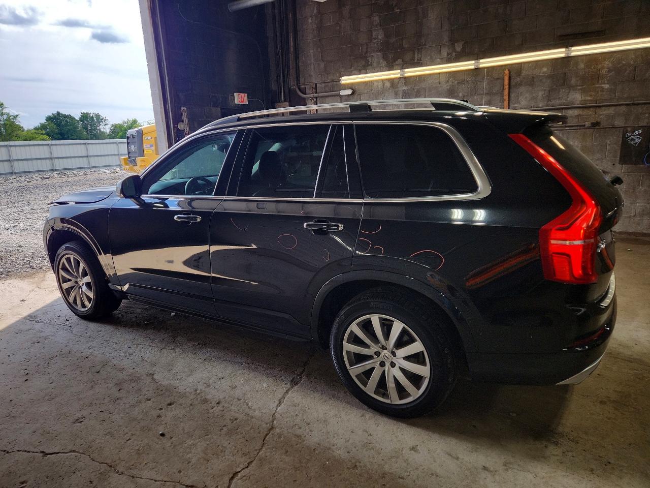 2017 VOLVO XC90 T6 — снимка 2