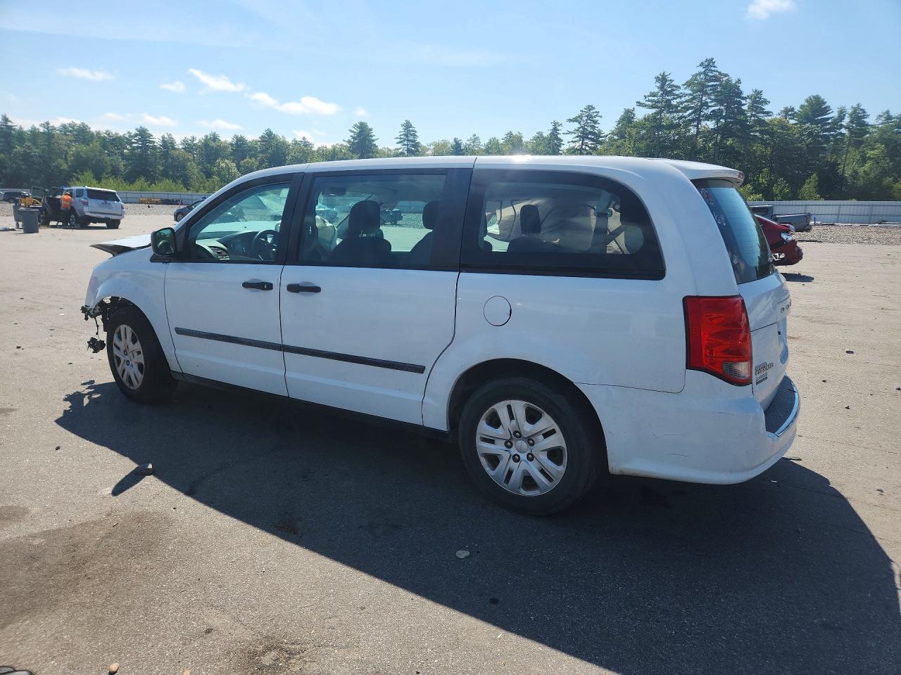 2015 DODGE GRAND CARAVAN SE — снимка 2
