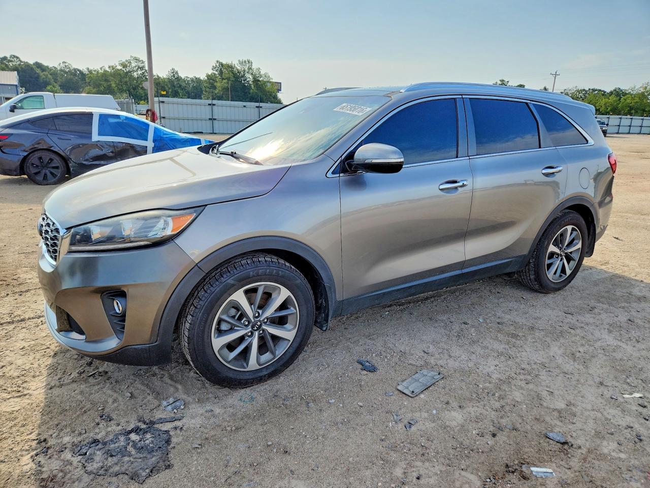2019 KIA SORENTO EX V6